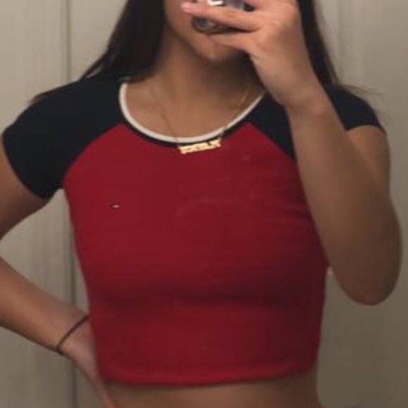 Tommy Hilfiger Cropped Baseball Tee - Picture 3 of 3